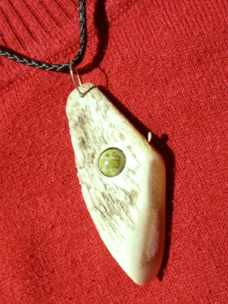 Schmuck aus Schafhorn Made by Dr. Scheibe